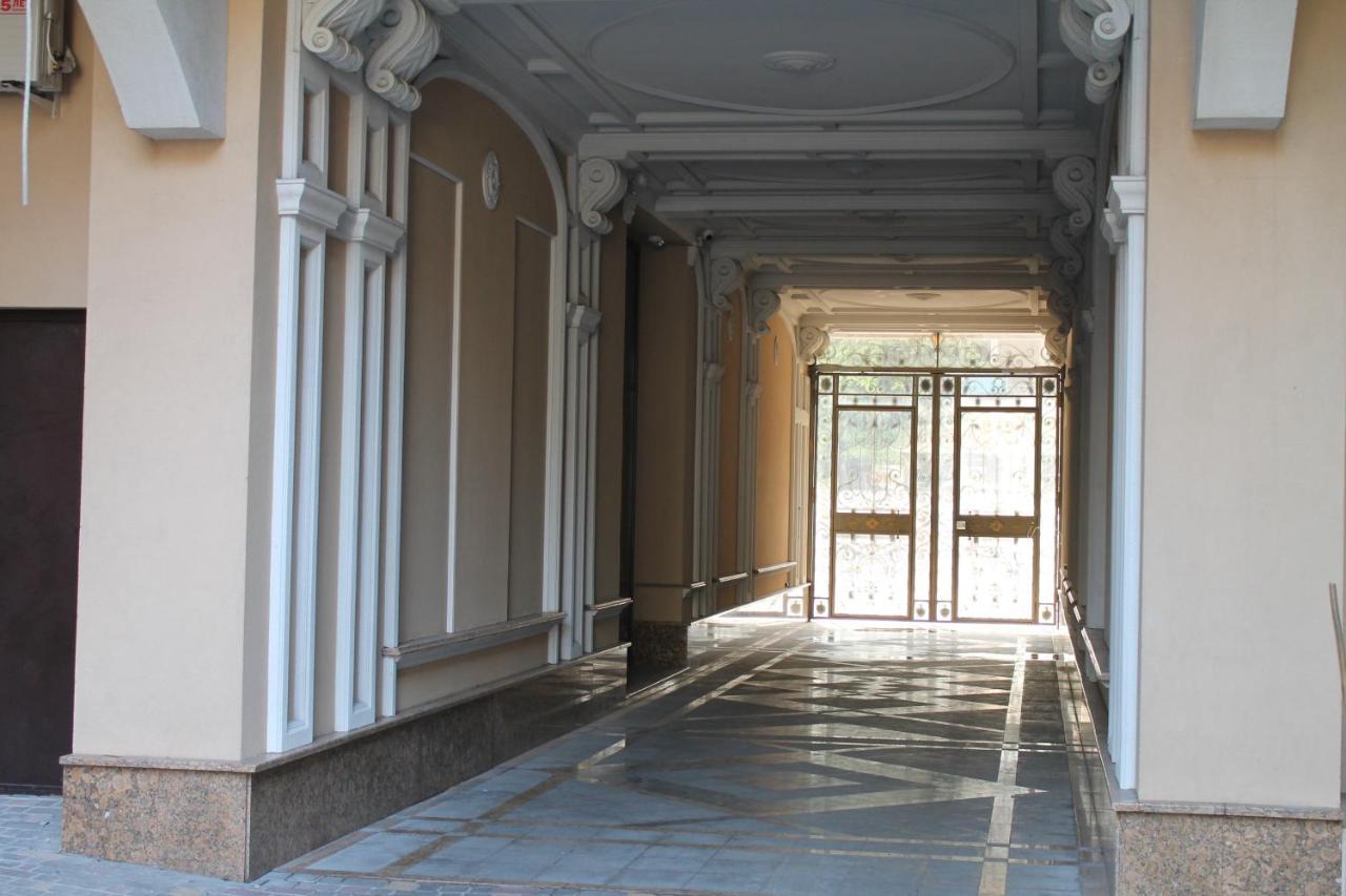 Apartment - Heart Of Odessa Exterior photo